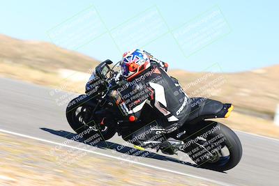 media/Oct-15-2023-TrackXperience (Sun) [[85198ff50b]]/Group 2/session 4 turn 3/